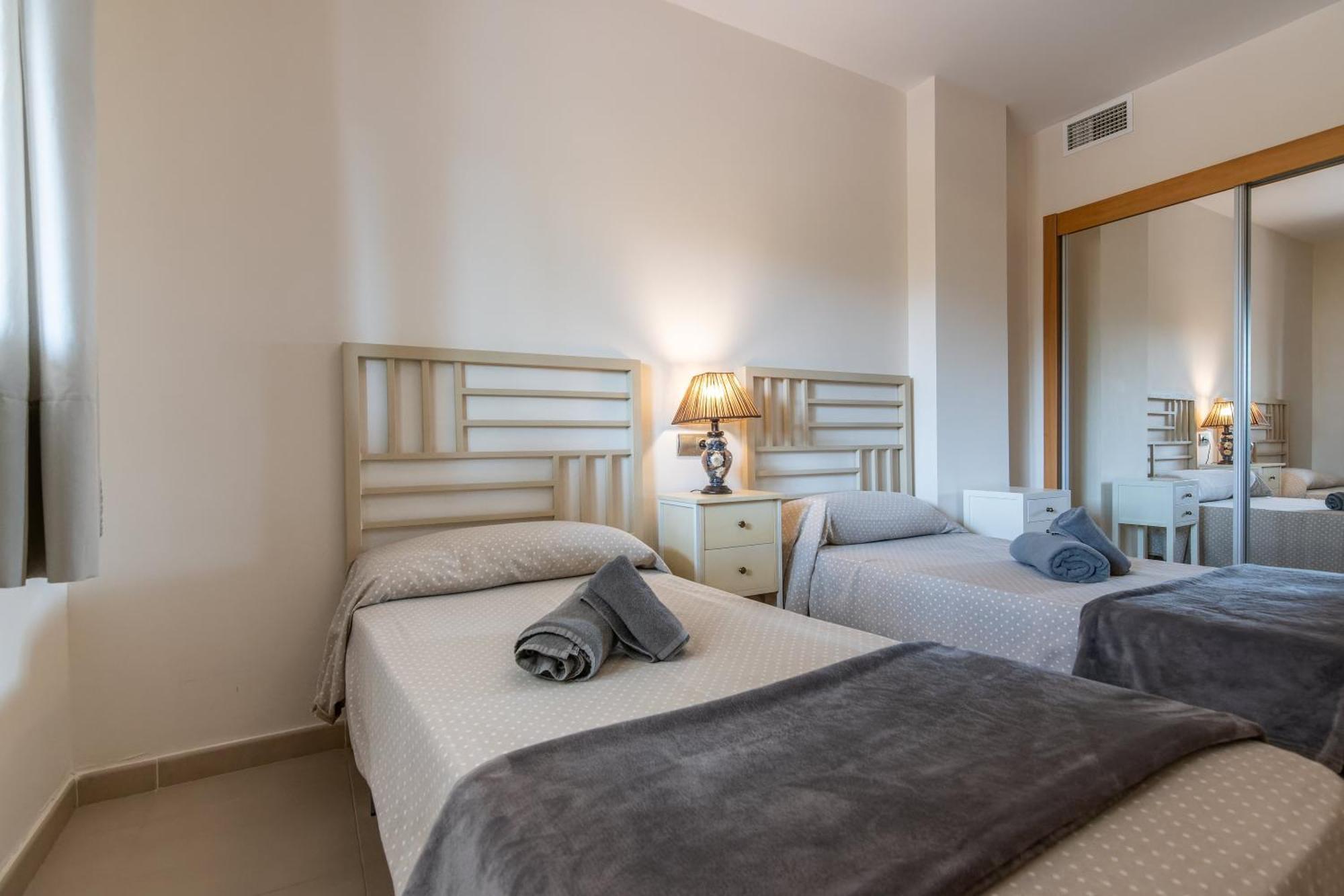 Playa Marina By H Apartment Исла дел Морал Стая снимка